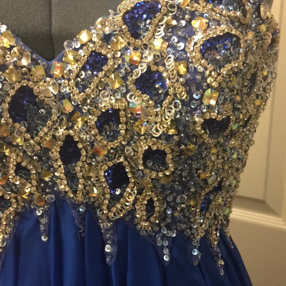 Alyce Designs - Picture 3 of 7